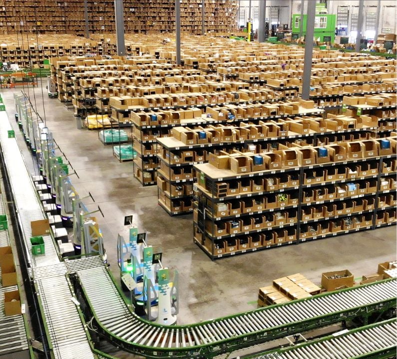 Image of Shipmonk Warehouse Picking Zone